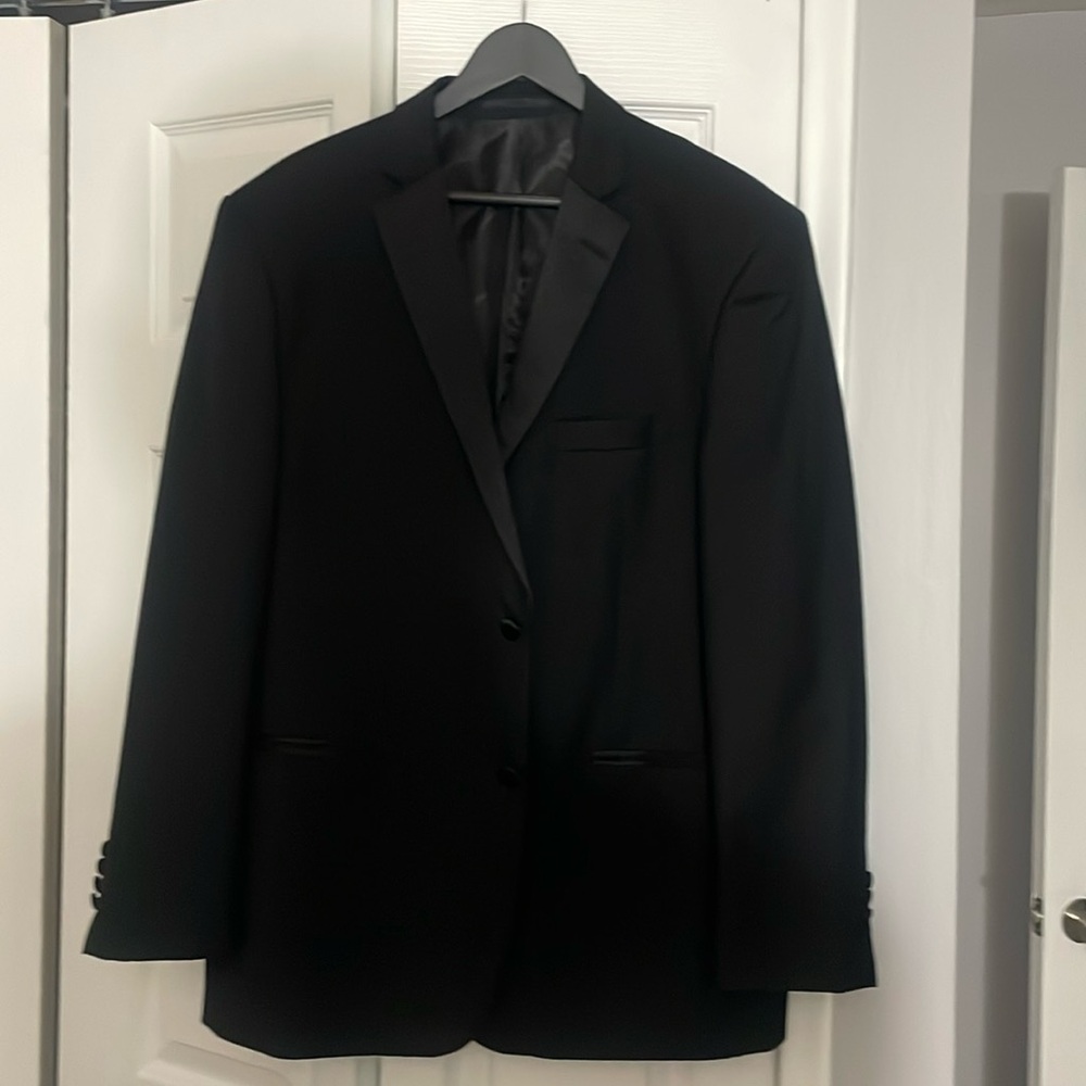 Giorgio Fiorelli 44R men’s tuxedo jacket. Double vent.